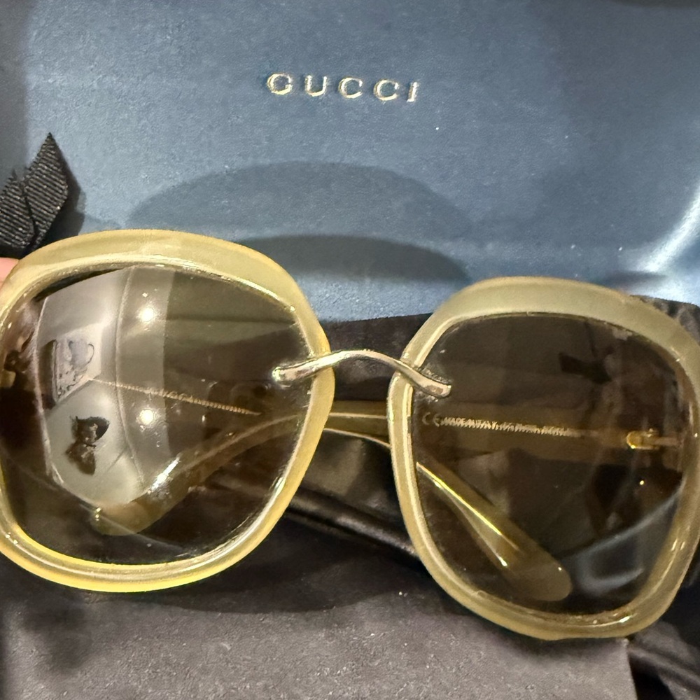 Gucci Olive Green Oversized Women's Sunglasses